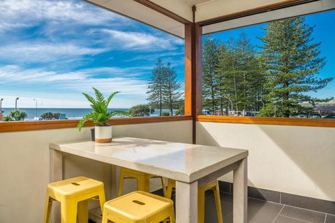 A Perfect Stay - Quiksilver Apartments The Pass - Great Ocean Road Tourism 1