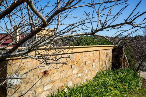 A Romantic Uraidla Studio - Great Ocean Road Tourism 2