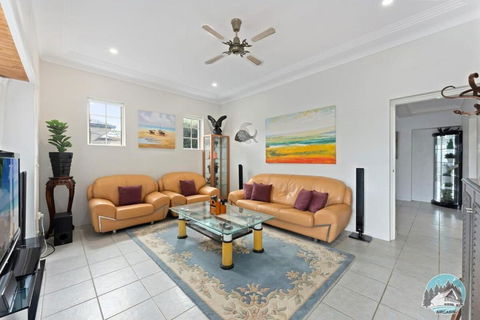 Aircabin - Blakehurst - Spacious - 5 Beds House - Great Ocean Road Tourism 3