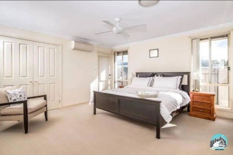 Aircabin - Tuggerawong - Lake Front - 9 Beds House - Great Ocean Road Tourism 2