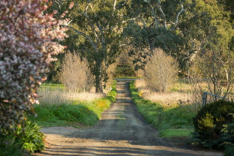 AL RU Farm - Great Ocean Road Tourism 2