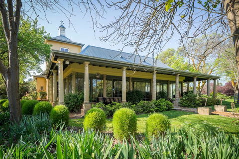 AL RU Farm - Great Ocean Road Tourism 4