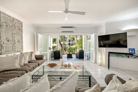 Alamanda At Palm Cove Directly On The Beach - Great Ocean Road Tourism 1