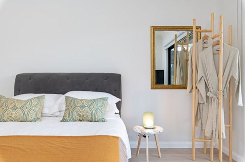 Alluca Villa McLaren Vale Vineyard Escape - Great Ocean Road Tourism 3