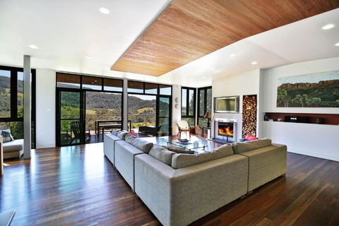 Alluvium - City Luxury In The Country - Great Ocean Road Tourism 1