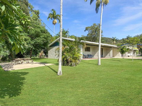 Alma Bay Holiday Unit 3 - Great Ocean Road Tourism 0