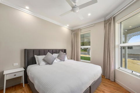 Aloha Central Luxury Accommodation - Great Ocean Road Tourism 4