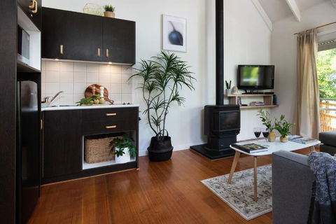 Amaris - Great Ocean Road Tourism 1