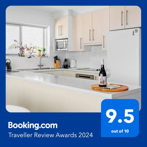 Amazing Ocean Views At This Exclusive 4 BR Holiday Home - Great Ocean Road Tourism 3