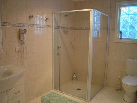 Ambience Apartments Apartment 2 - Great Ocean Road Tourism 1