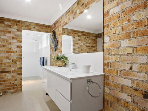 Amersham - Great Ocean Road Tourism 4