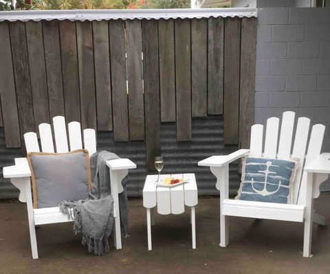 Anchors Away At Innes Park Opp Park & Beach Dogs Welcome Inside - Great Ocean Road Tourism 1