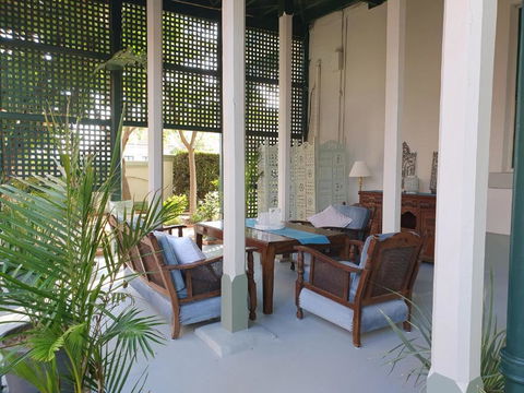 Anglesey House Iconic Forbes CBD Heritage Home - Great Ocean Road Tourism 4