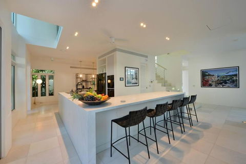 Anjea - Luxury 5 Bedroom Home By The Beach - Great Ocean Road Tourism 4