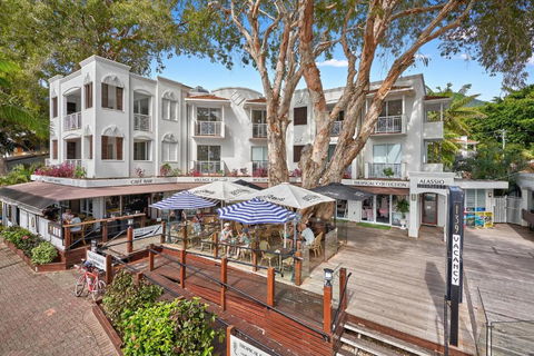 Alassio Absolute Beachfront 201 Palm Cove - Great Ocean Road Tourism 3