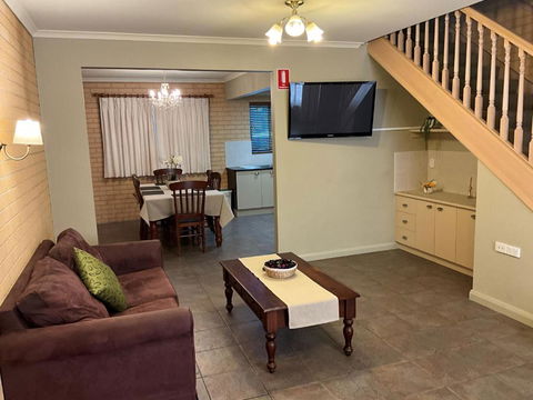 Albury Georgian Motel & Suites - Great Ocean Road Tourism 4