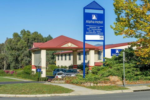Alpha Hotel Canberra - Great Ocean Road Tourism 0