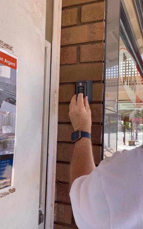 Argent Abode CBD - Great Ocean Road Tourism 3