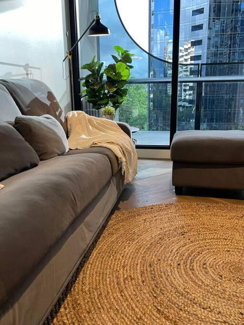 Apartment In Melbourne With Pool - Great Ocean Road Tourism 1