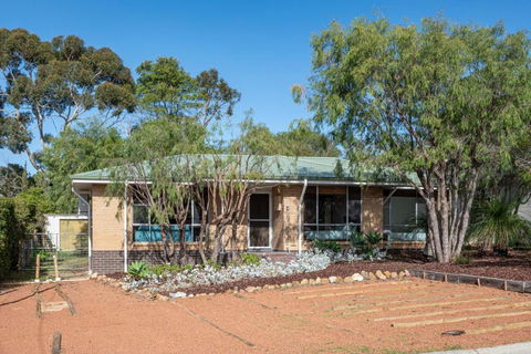 Apples - Great Ocean Road Tourism 0