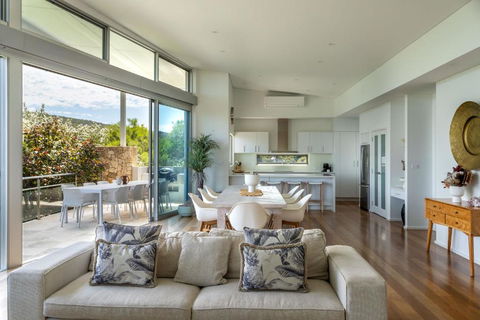 Apricus I Private Properties - Great Ocean Road Tourism 3