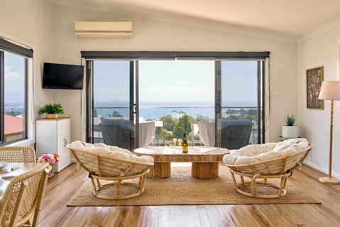 Apsley View - Great Ocean Road Tourism 4