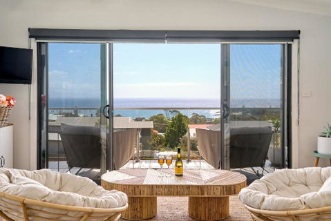 Apsley View - Great Ocean Road Tourism 0