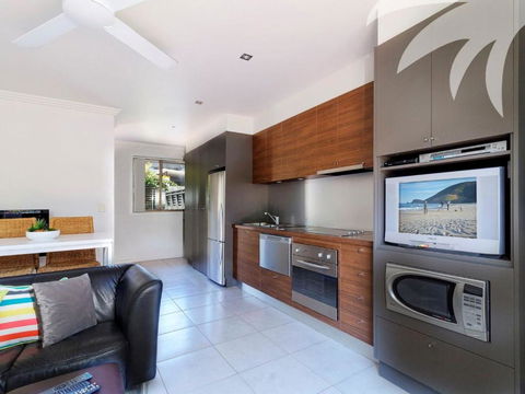 Aqua Apartment 1 - Great Ocean Road Tourism 2