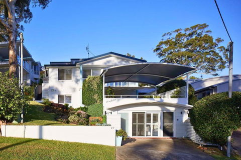 Arabella - Great Ocean Road Tourism 4