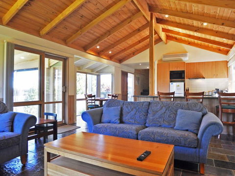 Archies Beachside Abode - Great Ocean Road Tourism 2