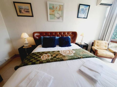 Architectural Bright Open 2B&1B Home With A Private Garden At Yarralumla - Great Ocean Road Tourism 2