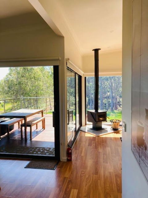 Architecturally Designed Rural Retreat - Great Ocean Road Tourism 2