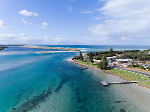 Ashani - My House Is Your House. - Great Ocean Road Tourism 4