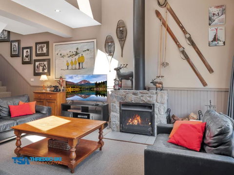 Aspect 4 - Great Ocean Road Tourism 1