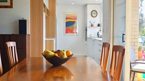 At Elizabeths - Great Ocean Road Tourism 3