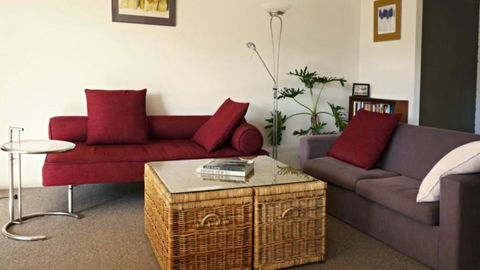 At Elizabeths - Great Ocean Road Tourism 4