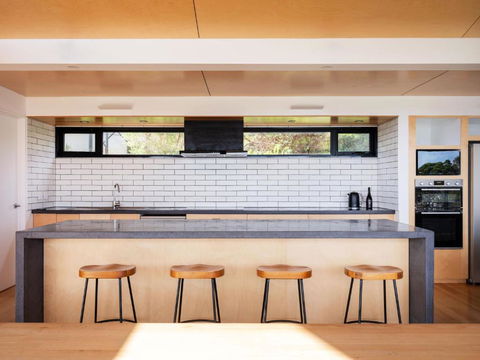 Atelier - Great Ocean Road Tourism 3