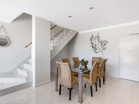 Aura Apartments Unit 13 59 Shoal Bay Road - Great Ocean Road Tourism 3