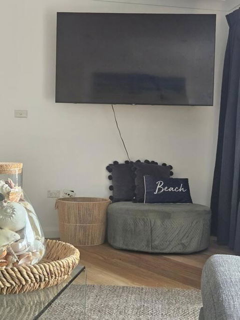 Austinmer Coastal Retreat - Great Ocean Road Tourism 3