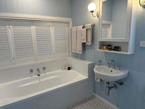 B & B On The Water - Great Ocean Road Tourism 2