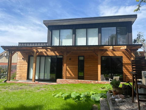 BALMORAL VILLA - Great Ocean Road Tourism 2