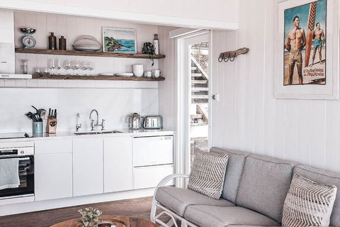 BAY PROPERTIES . Beach House Studio - Great Ocean Road Tourism 1