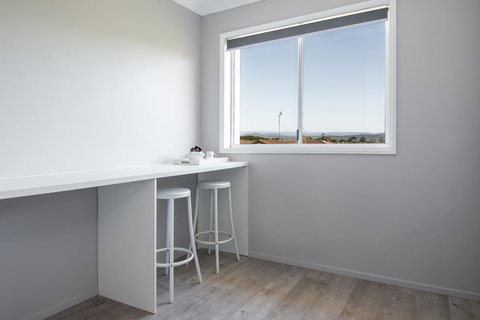 Burleigh Gold Coast Motel - Great Ocean Road Tourism 7