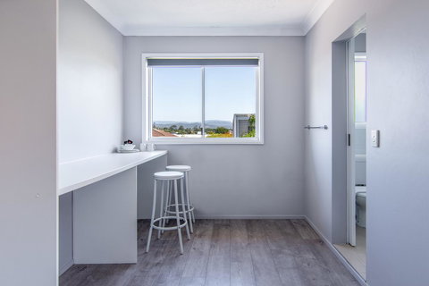 Burleigh Gold Coast Motel - Great Ocean Road Tourism 11