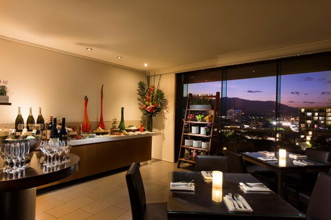 Hilton Cairns - Great Ocean Road Tourism 35