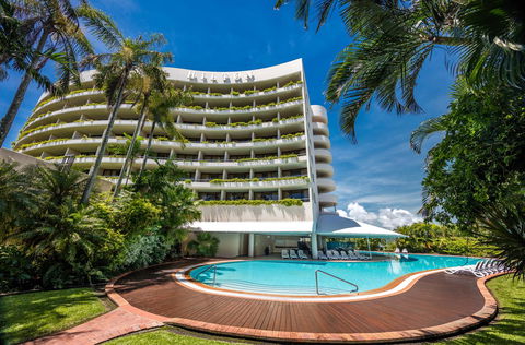 Hilton Cairns - Great Ocean Road Tourism 0