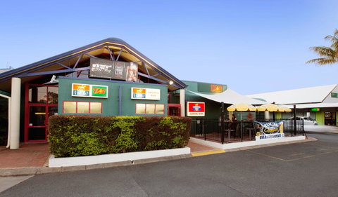 Glenmore Tavern - Great Ocean Road Tourism 26