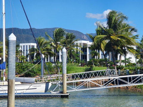 Hinchinbrook Holiday Apartments - Great Ocean Road Tourism 29