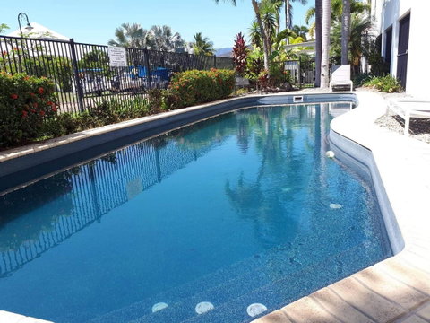 Hinchinbrook Holiday Apartments - Great Ocean Road Tourism 25