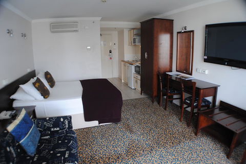 Astor Metropole Hotel - Great Ocean Road Tourism 17